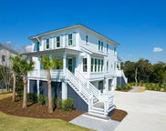 4176 Victory Pointe Drive, Mount Pleasant image