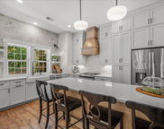 32 Middleton Oaks Road, Charleston image