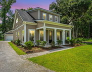 100 Gray Pine Lane, Summerville image
