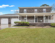828 Longbranch Drive, Charleston image