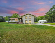 225 Cantering Hills Lane, Summerville image