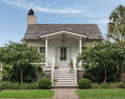 926 Pitt Street, Mount Pleasant image