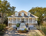 7 Seahorse Court, Isle Of Palms image