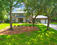 652 E Hobcaw Drive, Mount Pleasant image