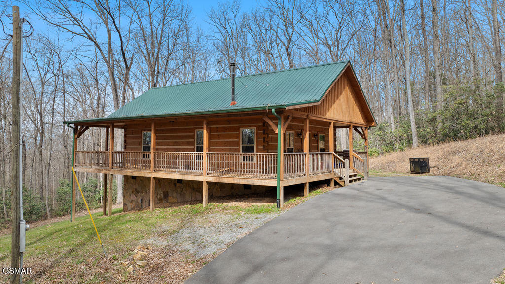 Cabins for sale in the Cosby areas near Gatlinburg, TN