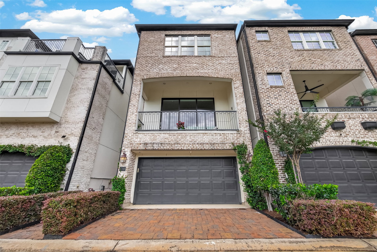 2709 Kinsley Oaks Dr, Houston 77007 | 27449680 For Sale - houston