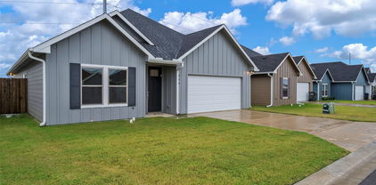 346 Preston Rd, Mabank