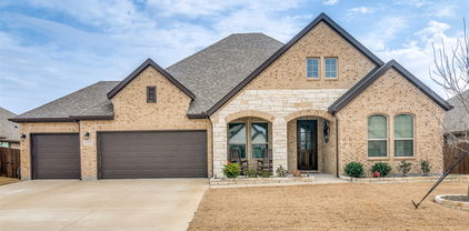 237 Chesapeake Dr, Forney