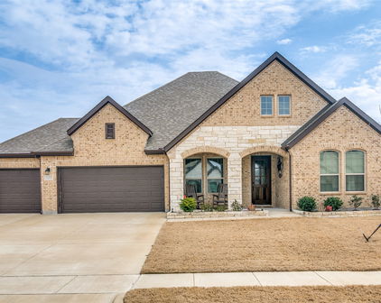 237 Chesapeake Dr, Forney