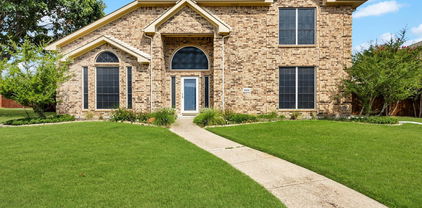 6808 Wilhelmina Dr, Sachse