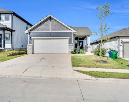 2037 Pine Stone Ln, Forney