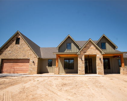 386 Dalton, Canton