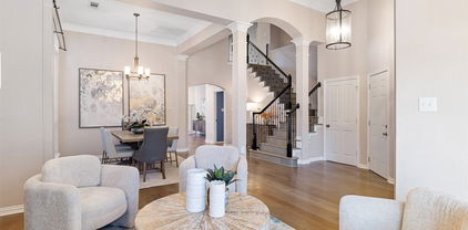 2120 Ash Grove Way, Dallas