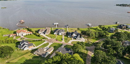 101 Beacon Ct, Kemp