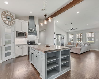 1259 County Road 138, Oak Ridge