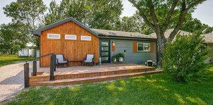 407 E Broad St, Forney