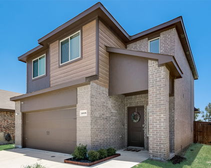 1038 Old Oaks Dr, Forney