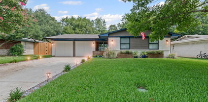 812 Warren Way, Richardson