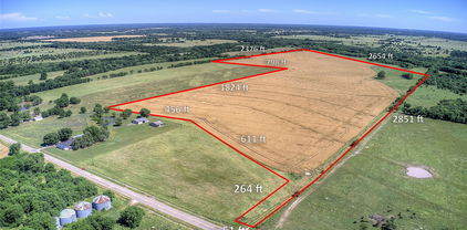 6399 Fm 2068, Commerce