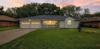914 Danish Dr, Grand Prairie