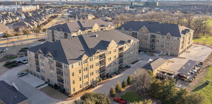 1735 Wittington Pl Unit 3403, Farmers Branch