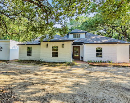 12013 Amy Ln, Terrell