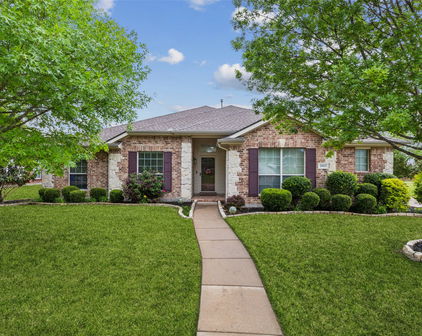 2015 Sumac Dr, Forney