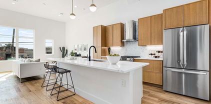 2080 Kelly Unit 105, Dallas