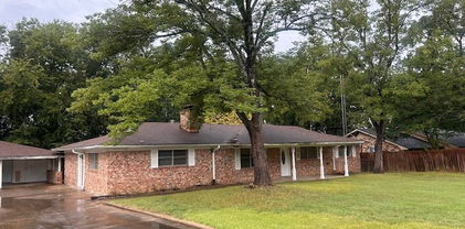 205 Short St, Canton