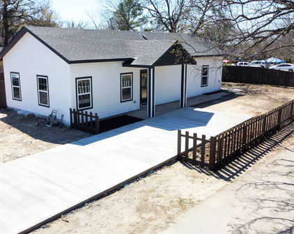 400 New Hope, Terrell