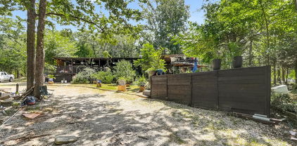 9046 Private Rd, Terrell