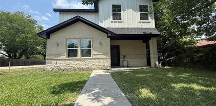 201 E 10th St, Kaufman