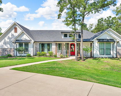 297 Timberwood Trl, Quinlan