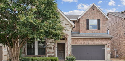 1225 Naples Dr, Richardson