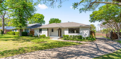2305 Fenestra Dr, Dallas