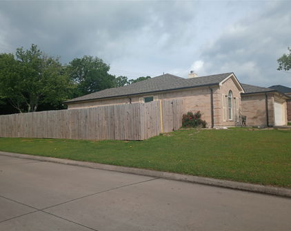 101 Jackson Dr, Terrell