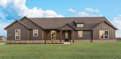 2911 Mossy Oak Dr, Oak Ridge