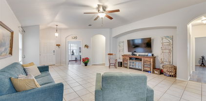 1002 Fredonia Dr, Forney