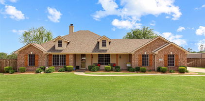 818 Winding Ridge Ln, Rockwall
