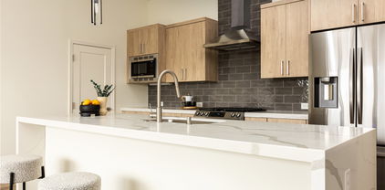 1901 S Harwood St Unit 308, Dallas