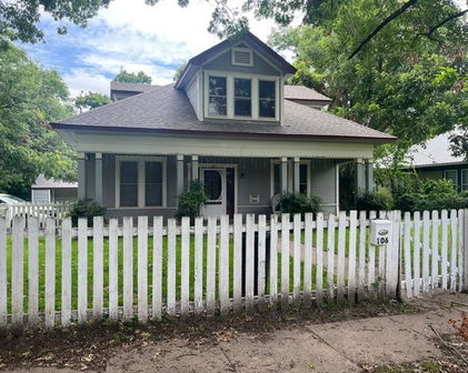 106 Lawrence Ave, Terrell