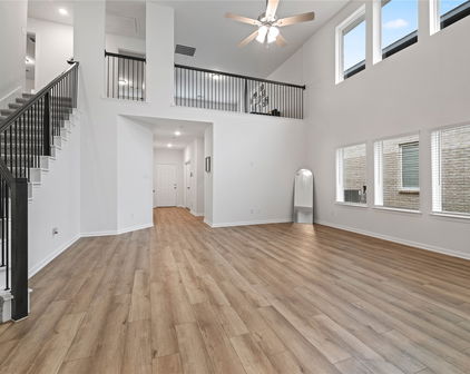 2408 Lundy Canyon St, Forney