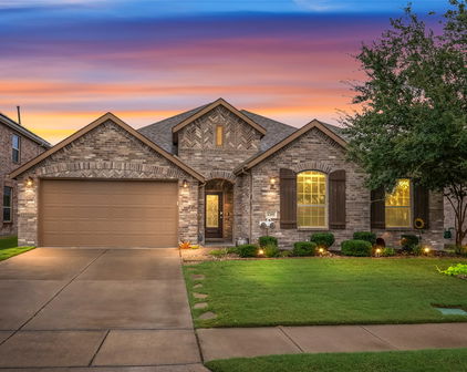 1293 Meridian Dr, Forney