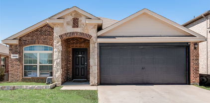 2054 Enchanted Rock Dr, Forney