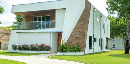 1719 Right Field Ct, Cedar Hill