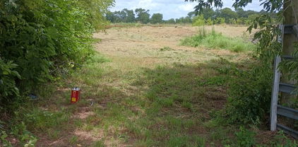 700 Vz County 3418th Rd, Wills Point