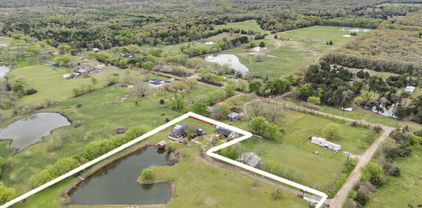 875 Private Rd, Quinlan