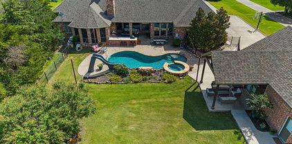 18077 Grandview Dr, Forney