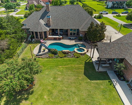 18077 Grandview Dr, Forney