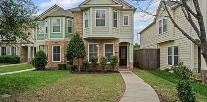 1209 N Bishop Ave, Dallas